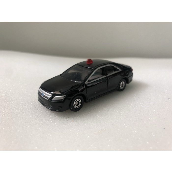diecast mobil tomica toyota camry hybrid 2012 edisi polisi