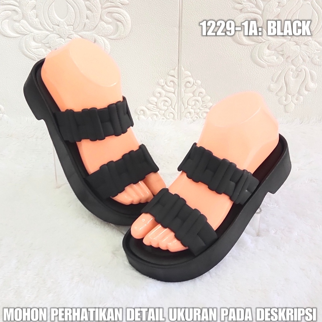 Sandal Wanita BAN 2 1229 1A Sendal Karet Motif Simpel Elegan AntiSlip SDLWW