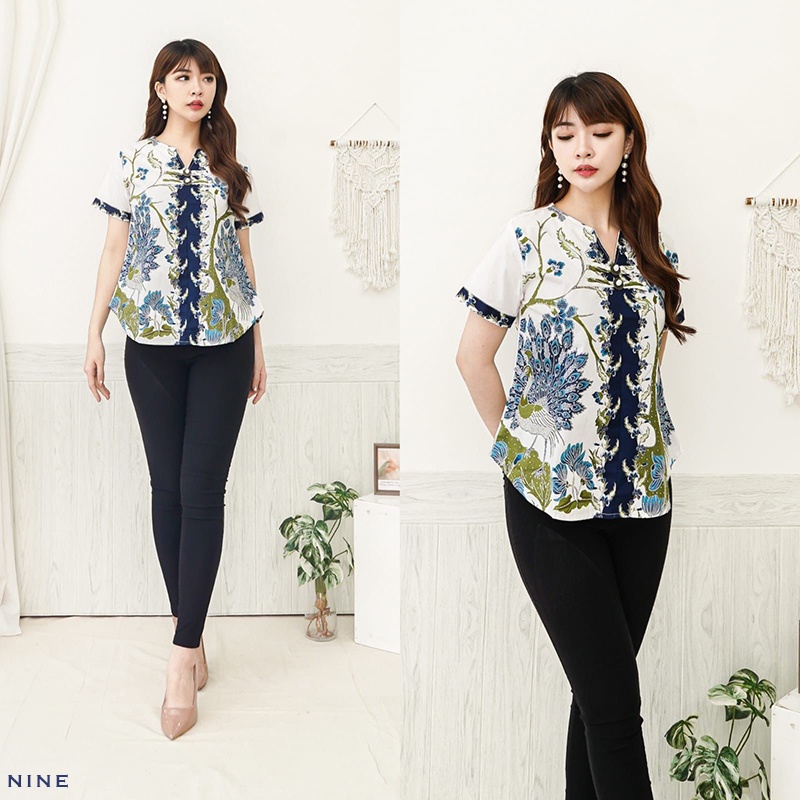 Evercloth Nine Blouse Wanita Atasan Wanita Blouse Batik Lengan Pendek