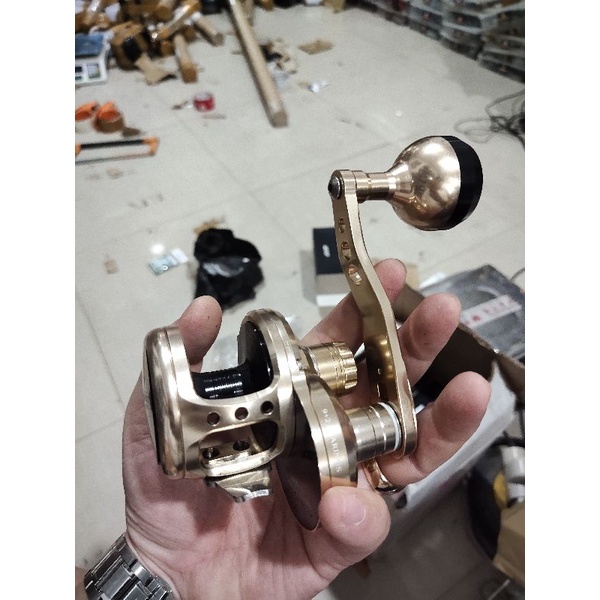 Reel Pancing Jigging Monster striker 200 h left overhead