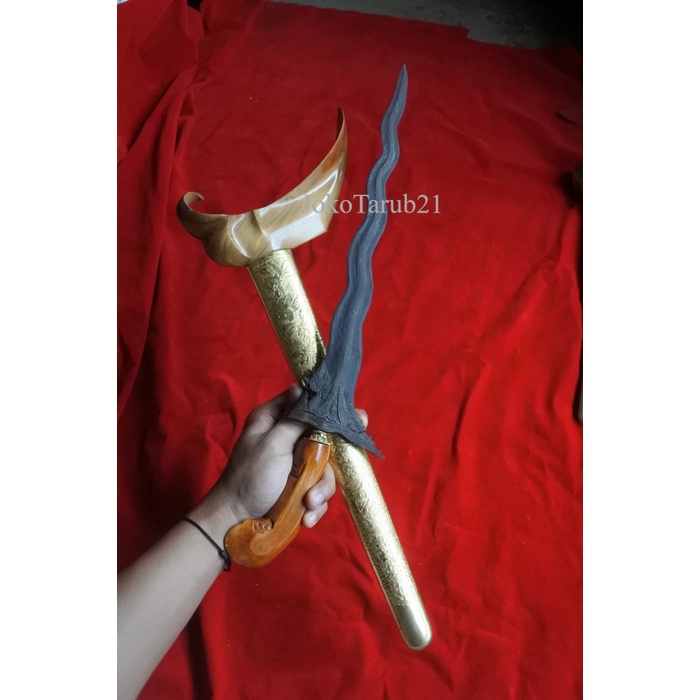 keris naga siluman ladrang alusan tinggalan simbah byut antik