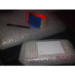 

[LADIES UNDERWEAR] PLASTIK GELEMBUNG - BUBBLE WRAP PLASTIC SEBAGAI PENGAMAN PRODUK