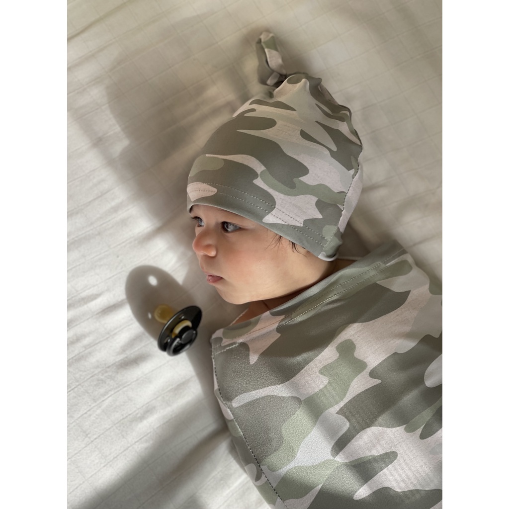 Itzy Ritzy Cutie Cocoon Baby Cocoon and Hat Set | Bedong Bayi Instant