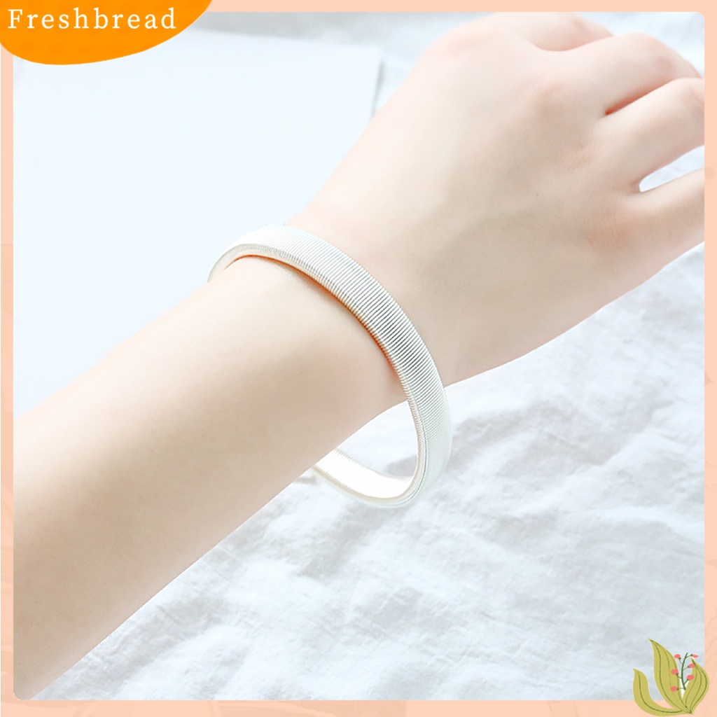 &lt; Freshbread &gt; Pria Elastis Logam Anti-Slip Arm Band Sleeve Holder Bracelets Stretch Bangle