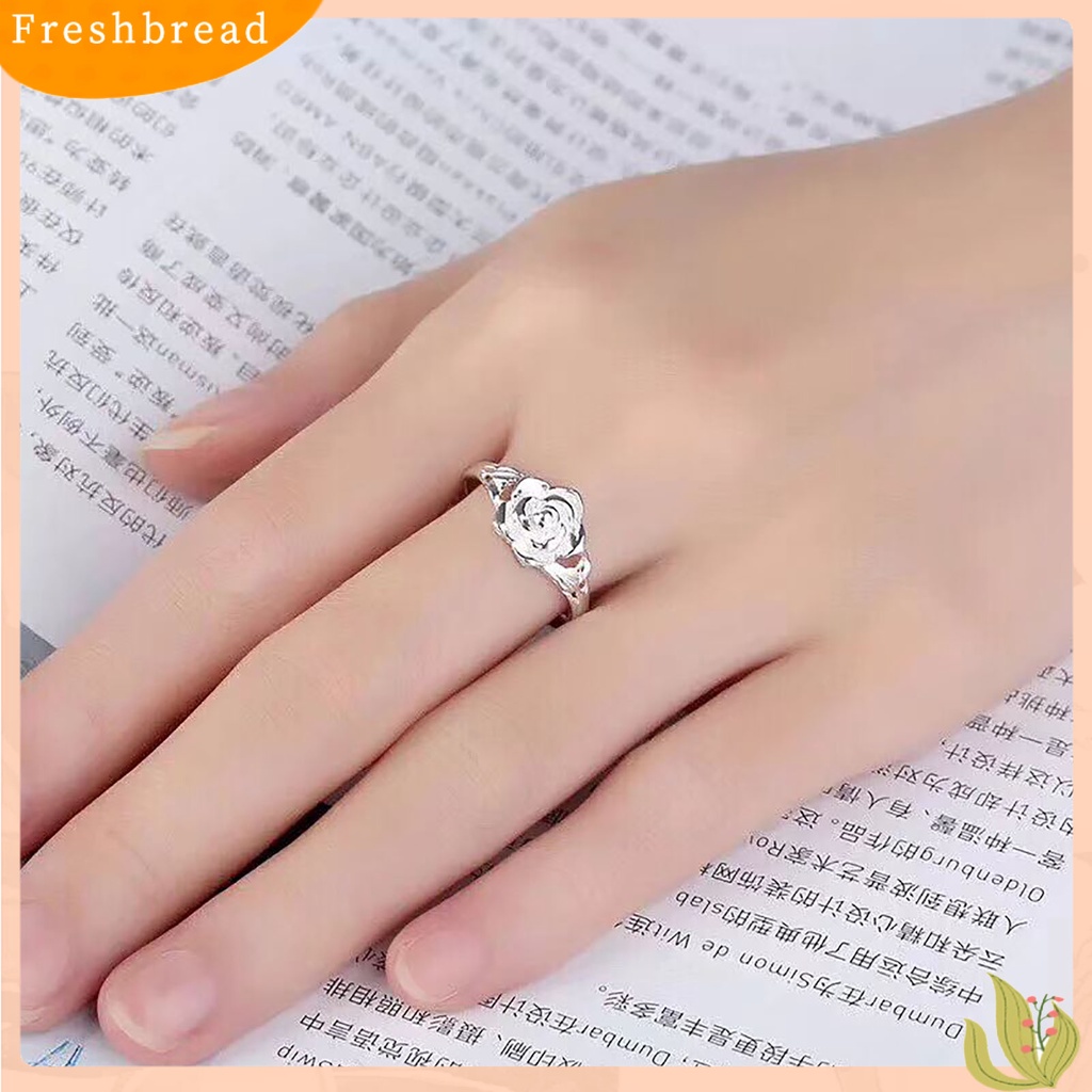 &lt; Freshbread &gt; Cincin Tunangan Berongga Warna Perak Tembaga Wanita Retro Bunga Mawar Cincin Perhiasan Aksesoris