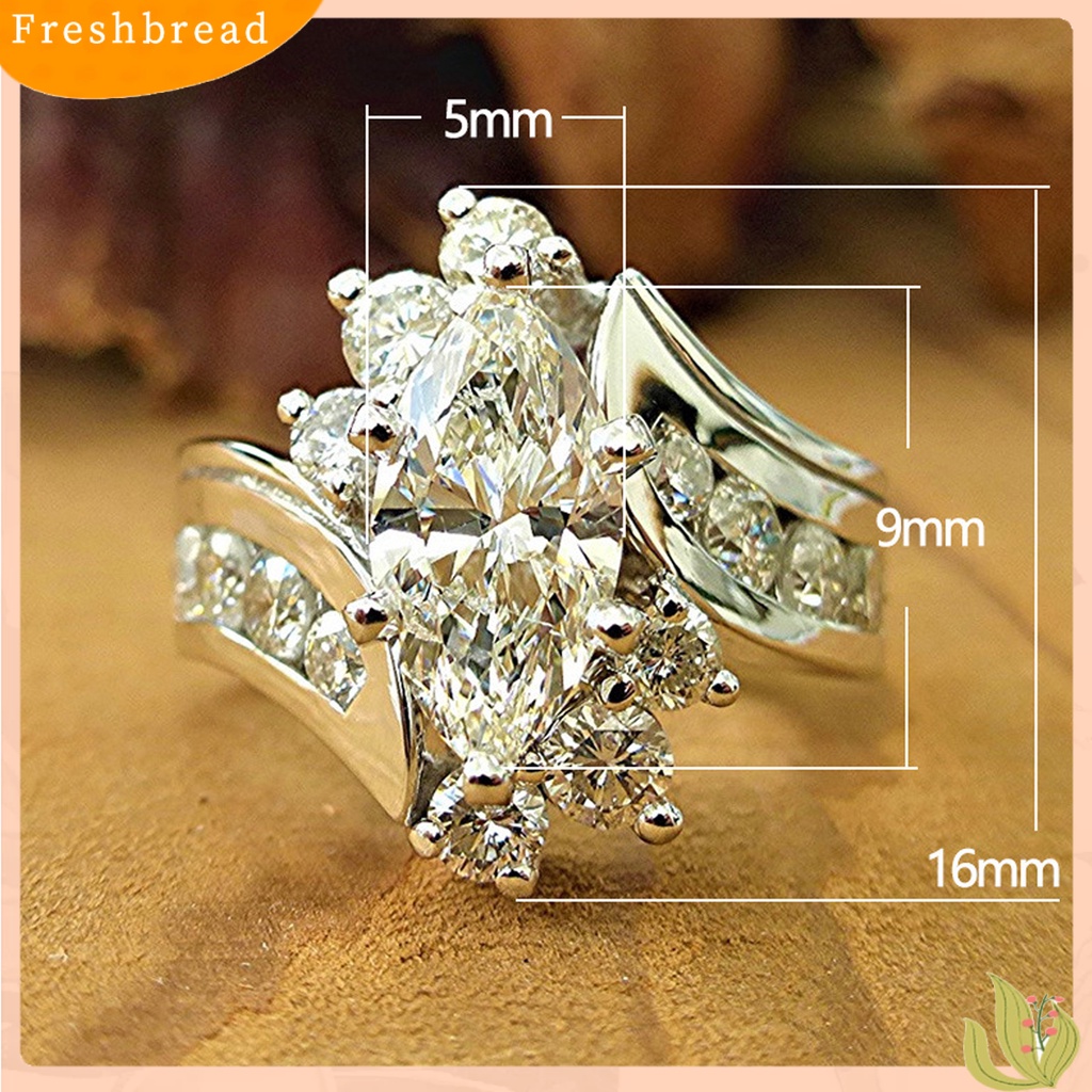 &lt; Freshbread &gt; Fashion Cincin Sparkling Creative Shape Shiny Efek Visual Tidak Iritasi Mudah Dipakai Zirkon Hias Bersinar Jari Cincin Wanita Perhiasan Pernikahan Hadiah Ulang Tahun