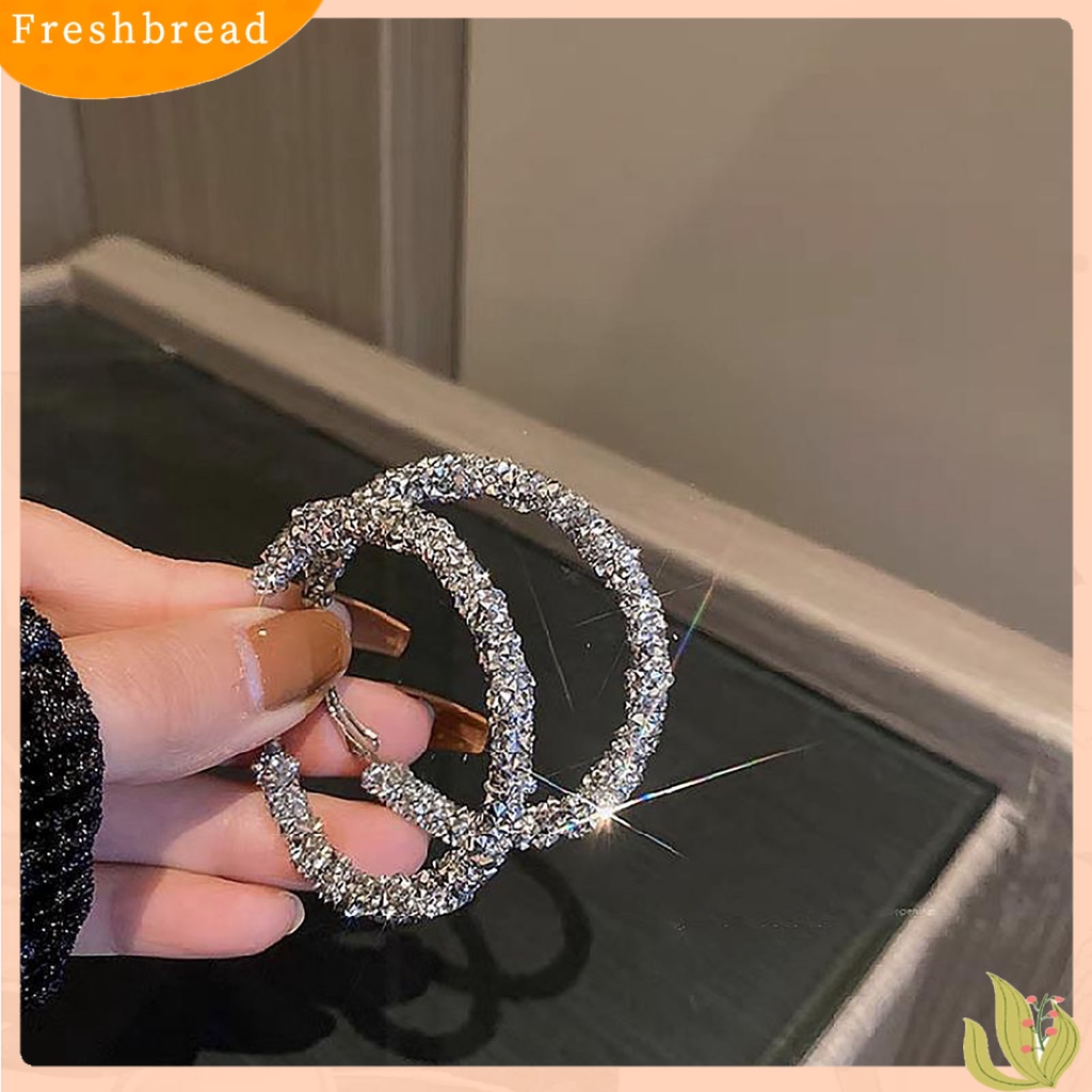 &lt; Freshbread &gt; 1pasang Anting Hoop Temperamen Elegan Berlian Imitasi Mengkilap Hias Berkilau Hadiah Wanita Anting Bulat Pesona Perhiasan Aksesori Busana