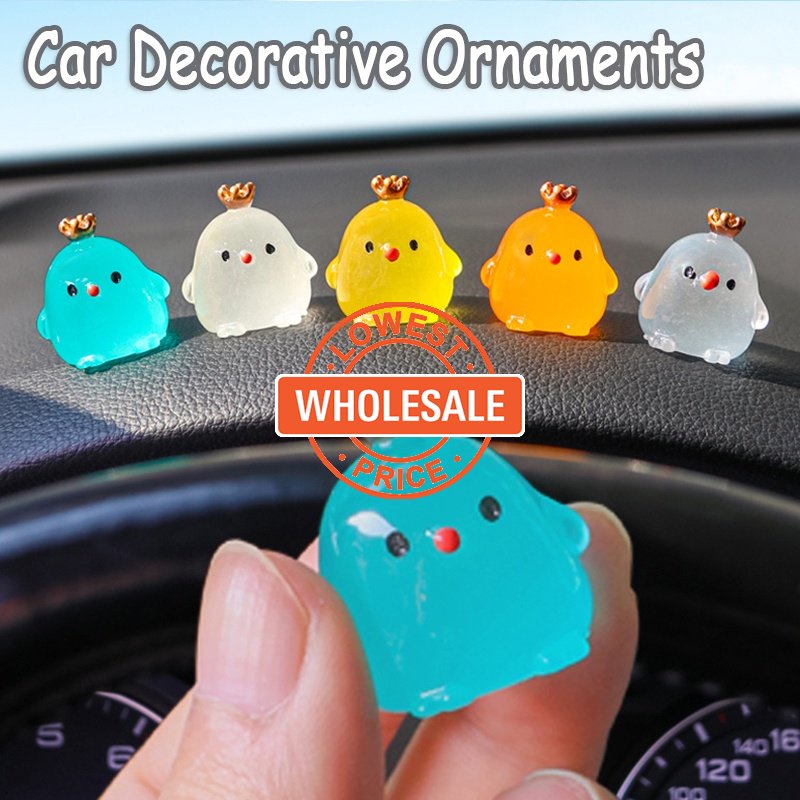 [Harga Grosir] Luminous Chicks Mobil Hiasan Kartun Lucu Mini Resin Pemodelan Ayam Dashboard Mobil Mainan Boneka Kreatif Perekat Diri Auto Interior Dekorasi