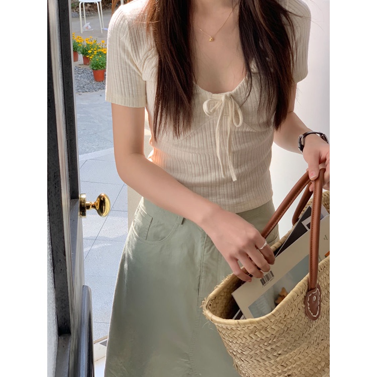 Red Spice girl keinginan murni angin dasi tali V-neck lengan pendek T-shirt wanita musim semi dan musim panas rasa desain baru budidaya diri dan tipis pendek bottoming top