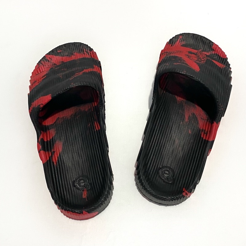 Sandal Slip On Pria Adilette Casual Premium Sendal Selop Cowok Trendy Fashion Kekinian Terbaru 2023