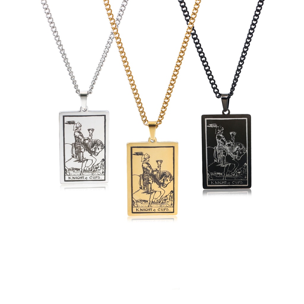 [X C Kalung] Emas &amp; Perak Baru Hip-hop Punk Retro Waite Tarot Knight of The Holy Grail ​​Kalung titanium Steel Liontin Anti Karat Untuk Pria Dan Wanita Hadiah Liburan Permata
