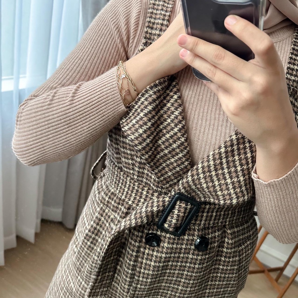 Oclo | Xella Overall Set Knit Tweed Kotak-kotak