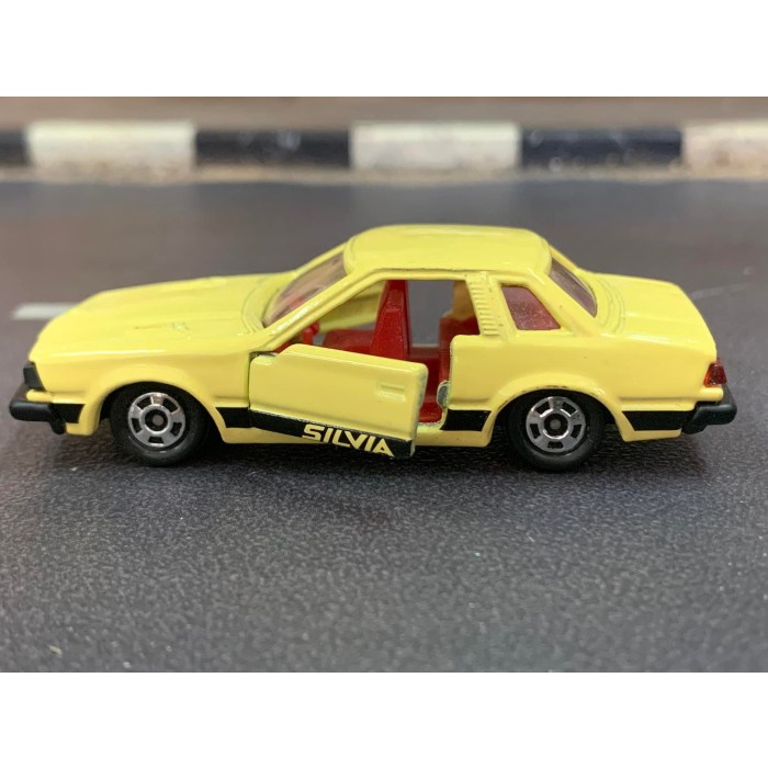 Tomica 30th Anniversary Nissan Silvia Kuning Loose Pack