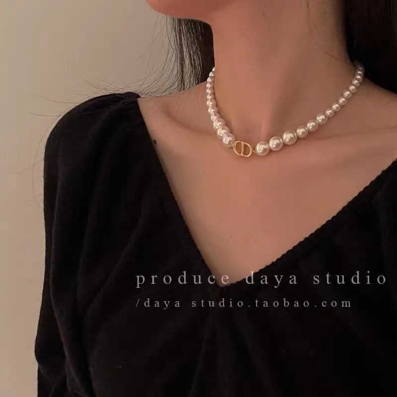 Cd Mutiara Retro Kalung Perempuan ins Gaya Keren Kalung Leher Cahaya Mewah Niche