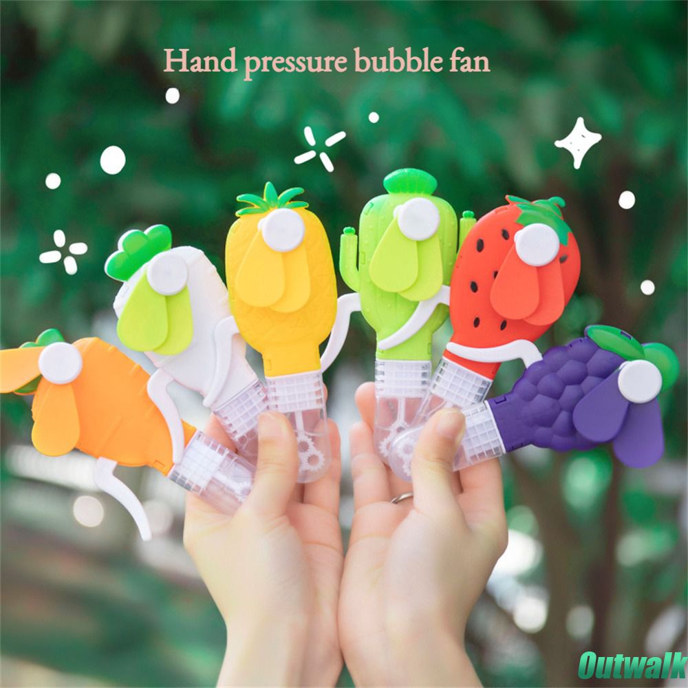 ღ 1 Buah Bentuk Buah Tekanan Tangan Lucu Musim Panas Mini Mesin Gelembung Pendingin Portabel Manual Mall Fan Kartun Held Fan Hadiah Kipas Anak-anak