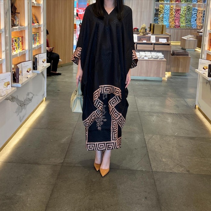 Lausboutique-Set Aruna-Seri Pangkoan-Setelan Batik Wanita