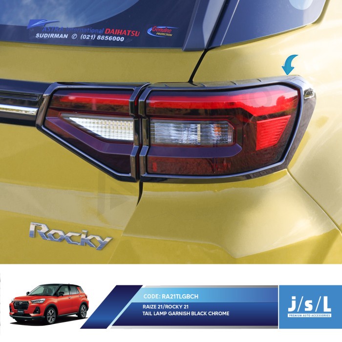 Aksesoris FAriasi Tambahan Mobil JSL Tail Lamp Daihatsu Rocky 2021 Garnish Belakang Black Chrome