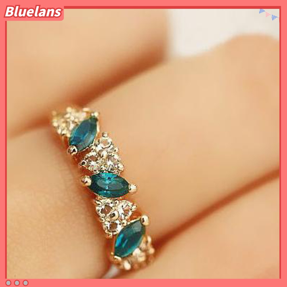 {In Stock} Vintage Wanita Emerald Cubic Zirconia Bertatahkan Jari Cincin Hadiah Perhiasan Pernikahan