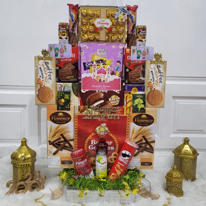 

Paket Dekorasi Lebaran Idul Fitri Hampers Parcel Hadiah Kue Kering 101 - A