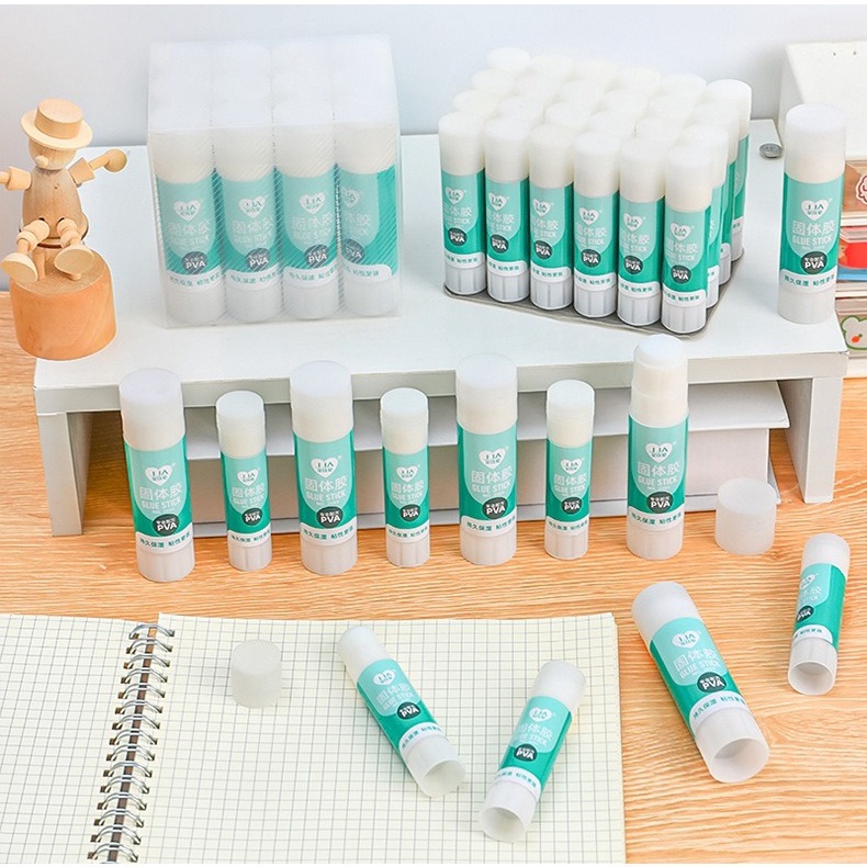 

SERBAUNIKLO TKK 50222 Lem Glue Stick - Lem Kertas Stick - Lem Putar Karakter - Lem Batang Motif Kartun - Lem Stik Kertas Anak Glue Stick Putar Kecil Lengket Karakter - Lem Sekolah - Lem Kantor - Glue Putar - Glue Stick