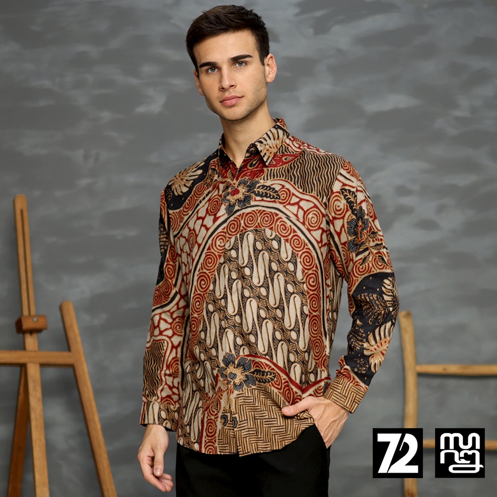 KEMEJA BATIK PRIA LENGAN PANJANG Kemeja Dobby Slimfit Motif Parang Roll Warna Hitam Merah 723445 Cap 72 - Baju Kemeja Atasan Pakaian Setelan Batik Pria Cowok Laki Laki Remaja Keluarga Kantor Lengan Panjang Modern Slimfit Slim Fit Premium Kekinian