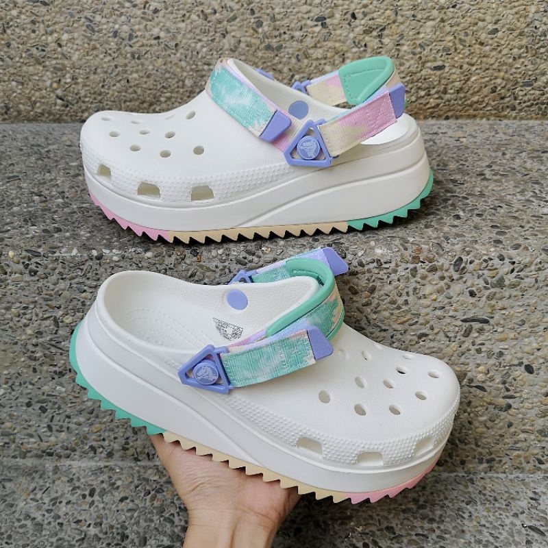 Sandal Crocs Hiker Clog Unisex - Putih Pelangi