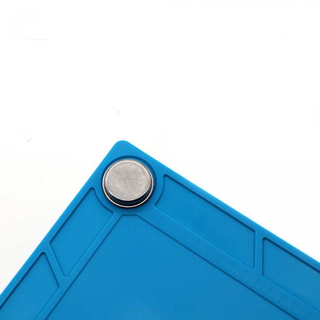 Heat Insulation Working Mat 34 x 23 cm Biru