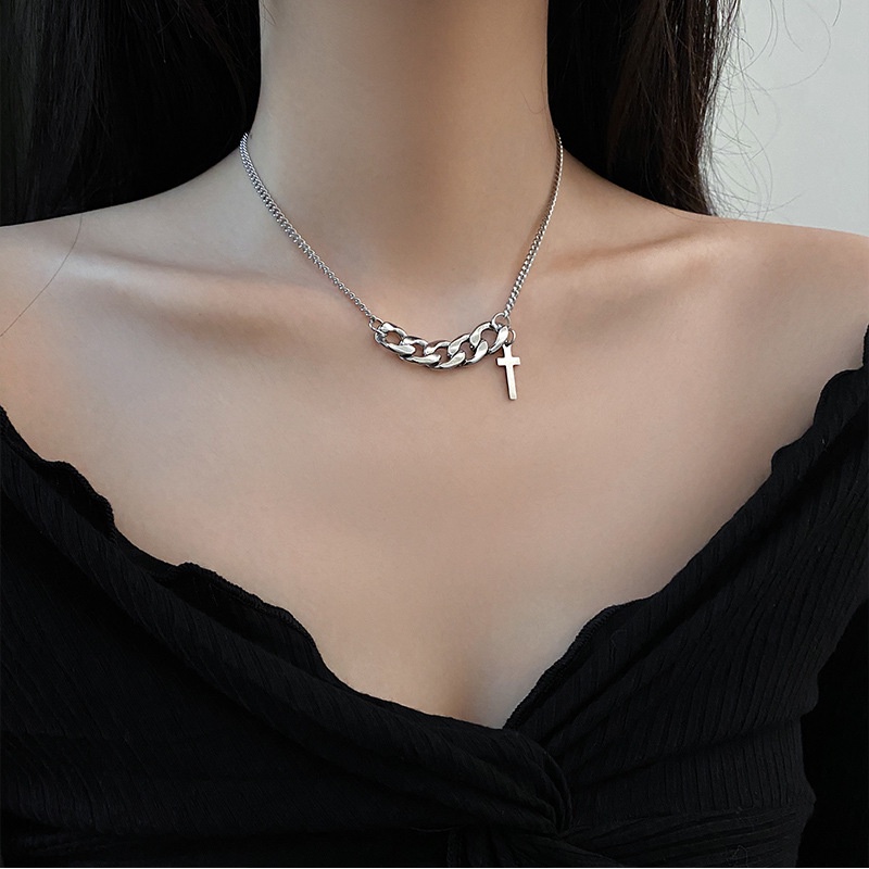 Kalung Salib ins Gaya Keren Influencer Kepribadian Necklace