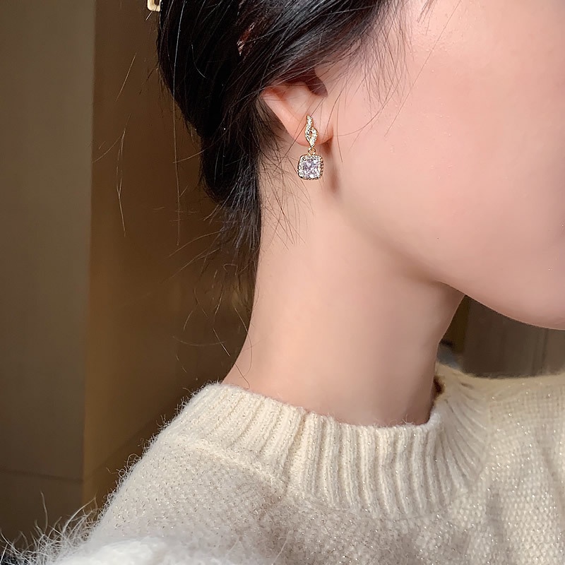 Korea Berlian Imitasi Persegi Perak Jarum Stud Anting-Anting Sederhana Kecil Harum Ganda Anting-Anting Wanita