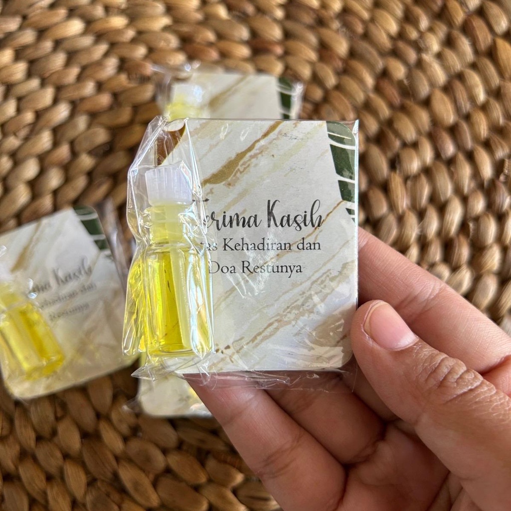 100 pcs souvenir pernikahan parfum minyak wangi bermanfaat SOVENIR PERNIKAHAN SOUVENIR ULANG TAHUN