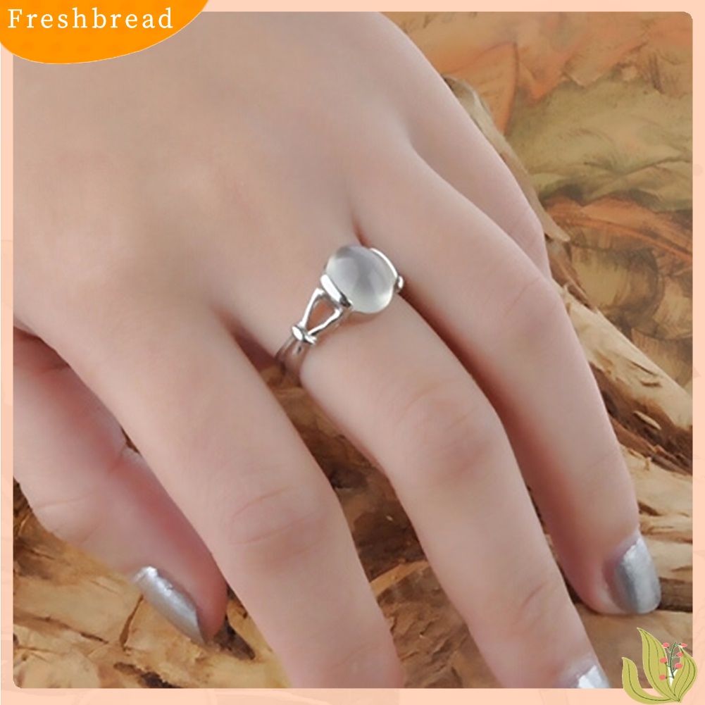 &lt; Freshbread &gt; Vintage Moonstone Bertatahkan Jari Cincin Wanita Perhiasan Pernikahan Hadiah Hari Valentine