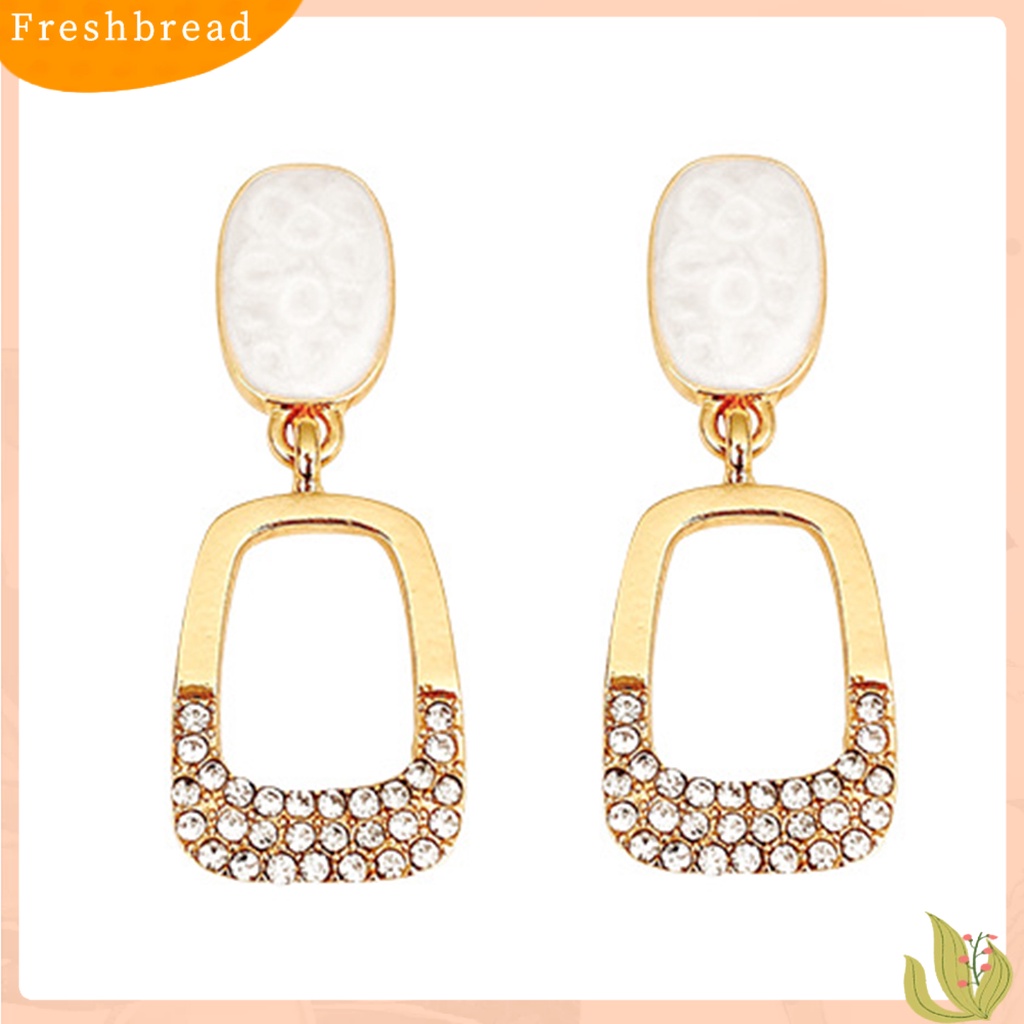 < Freshbread > 1pasang Drop Earrings Geometris Berongga Persegi Elegan Berlian Imitasi Tertanam Berlian Imitasi Bertatahkan Perhiasan Fashion