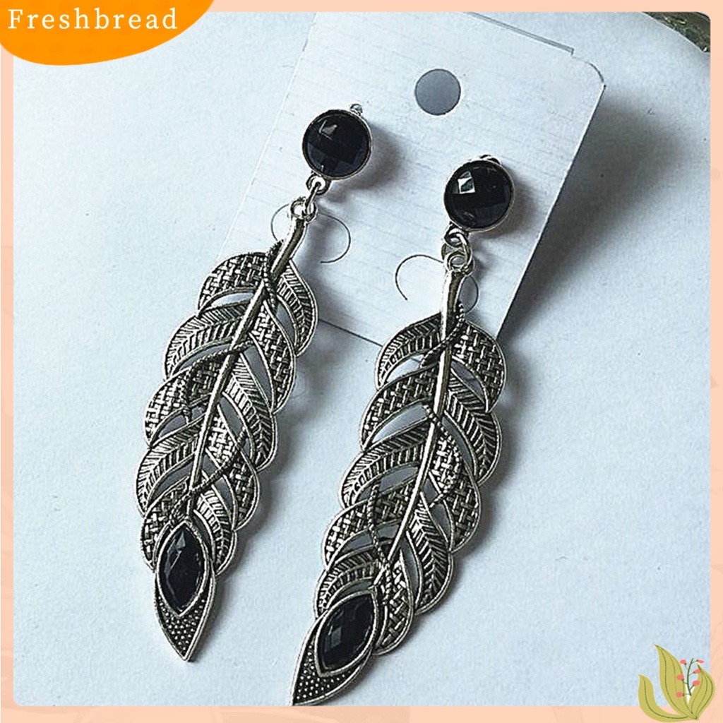 &lt; Freshbread &gt; 1pasang Anting Menjuntai Berongga Keluar Daun Perhiasan Semua Pertandingan Ringan Indah Stud Earrings Untuk Pacaran