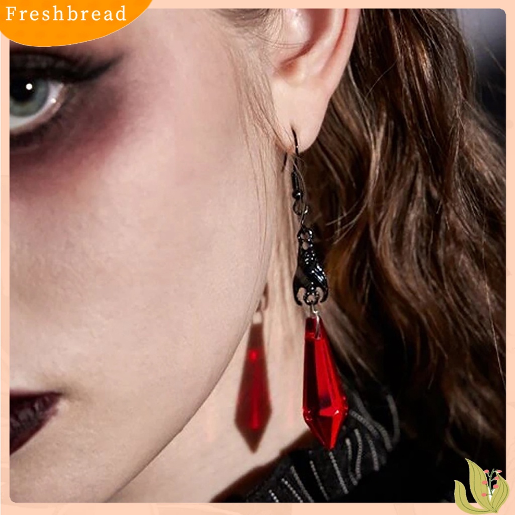 &lt; Freshbread &gt; 1pasang Anting Wanita Fadeless Sweater-proof Anti-Oksidasi Tahan Jatuh Ruby/Permata Hitam Vintage Ear Hooks Ear Decoration