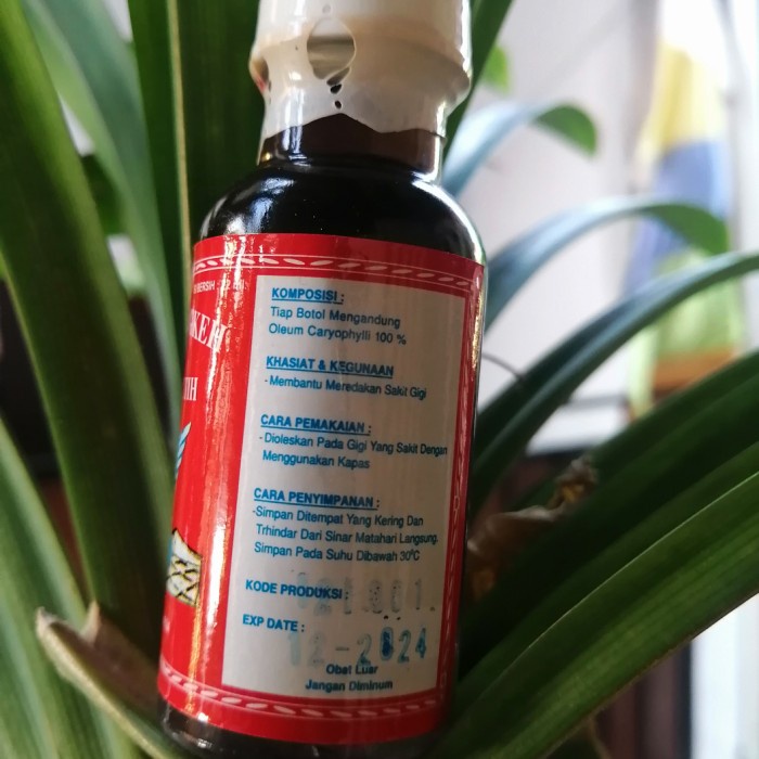 Minyak Cengkeh 22 ml cap Merpati Putih Dari Ambon