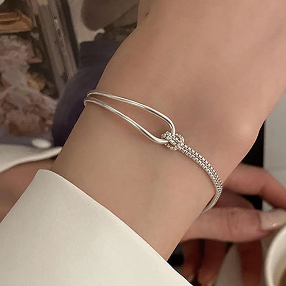 Mode Sederhana Double-layer Staggered Knotted Bracelet Gelang Rantai Busur Wanita Desain Kreatif Setengah Gelang Setengah Rantai Tangan Perhiasan Perhiasan Gadis Seksi