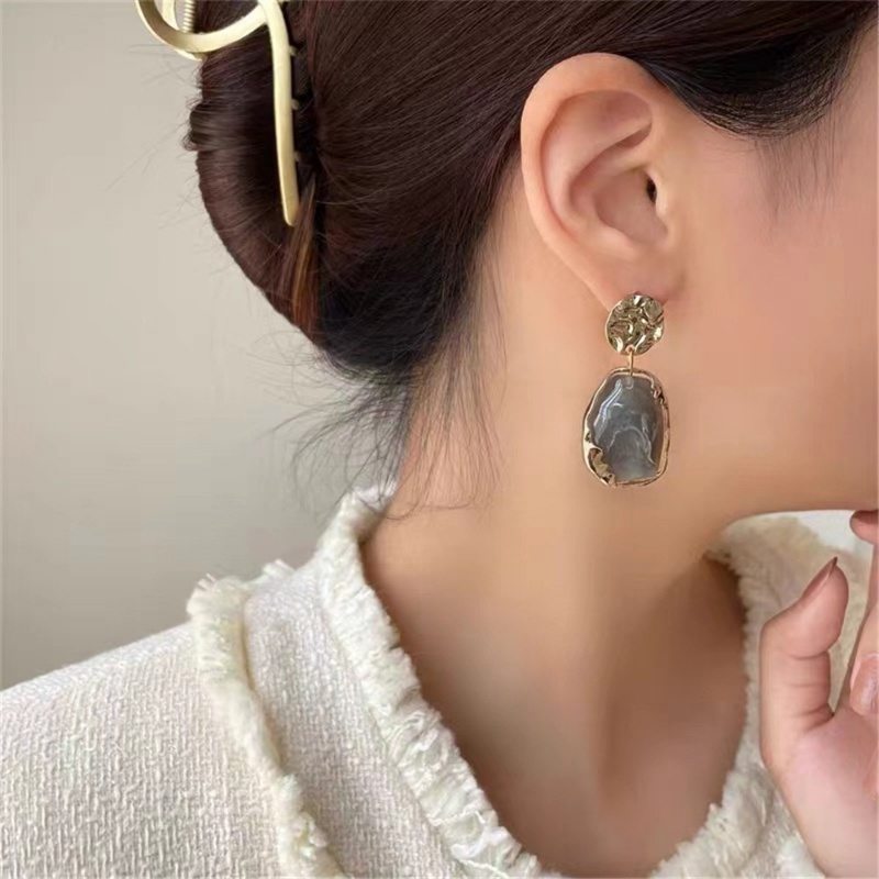 Korea Retro Istana Gaya Resin Geometris Anting-Anting Wanita Baru Berlebihan High-end Ringan Mewah S925 Perak Anting Jarum Tren