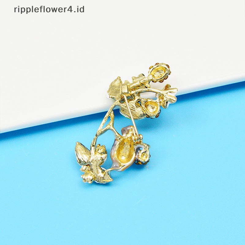 {rippleflower4.id} Bros Raspberry Pengambil Tupai Untuk Wanita Lucu Cute Animal Fashion Design Pin New Flower Aksesoris Hadiah~