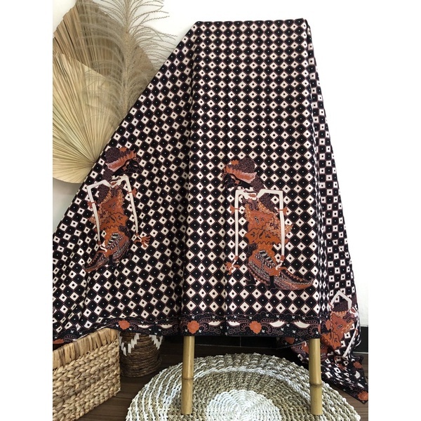 Kain Batik Laweyan Solo Motif srikandi ( Premium )