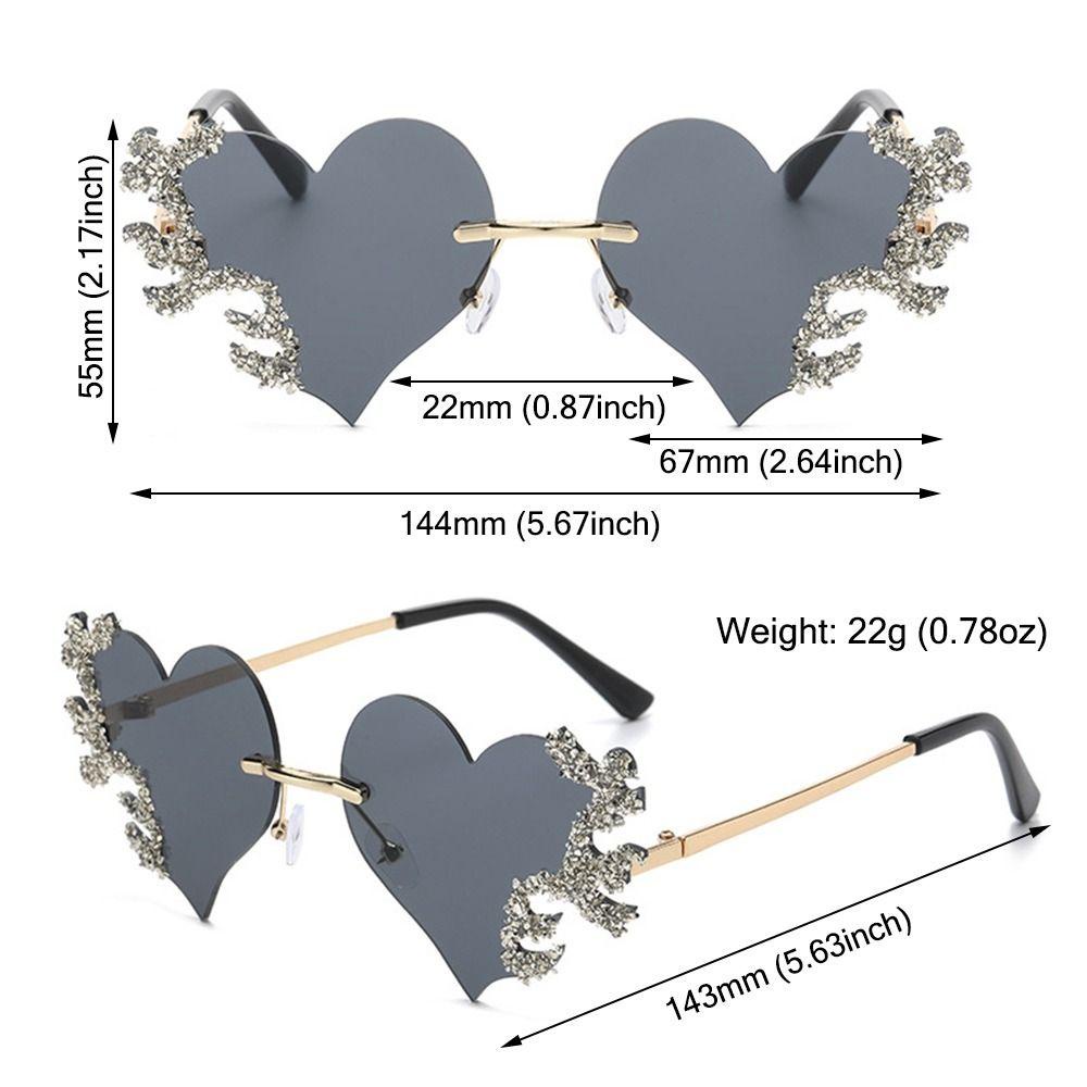 R-flower Flame Heart sunglasses Trendy Retro Kacamata Pesta Halloween Kostum Aksesoris Nuansa Pantai Berbentuk Hati
