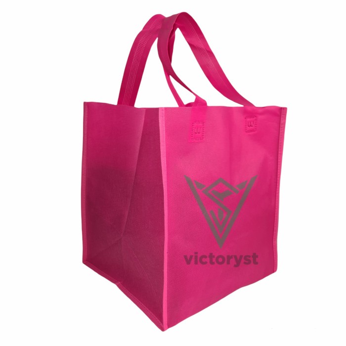 

[SC] tas spunbond box jahit 24x24 besek makan bingkisan souvenir pernikahan - Pink Fanta