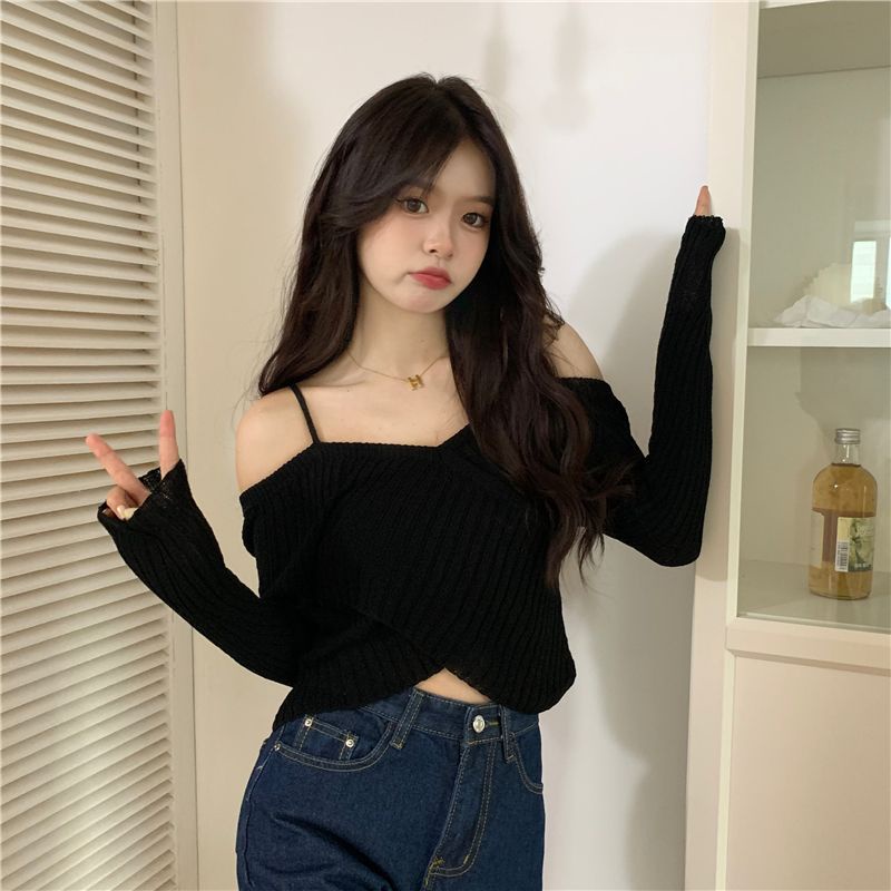 Atasan Wanita Off Shoulder Rajut Polos Lengan Panjang Casual Top