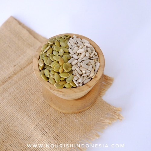 

N.E.W Roasted Mix Seeds 500gr