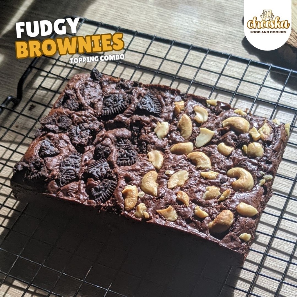 

Fudgy Brownies Combo Toping 15x10 By Cheeska | Premium Taste