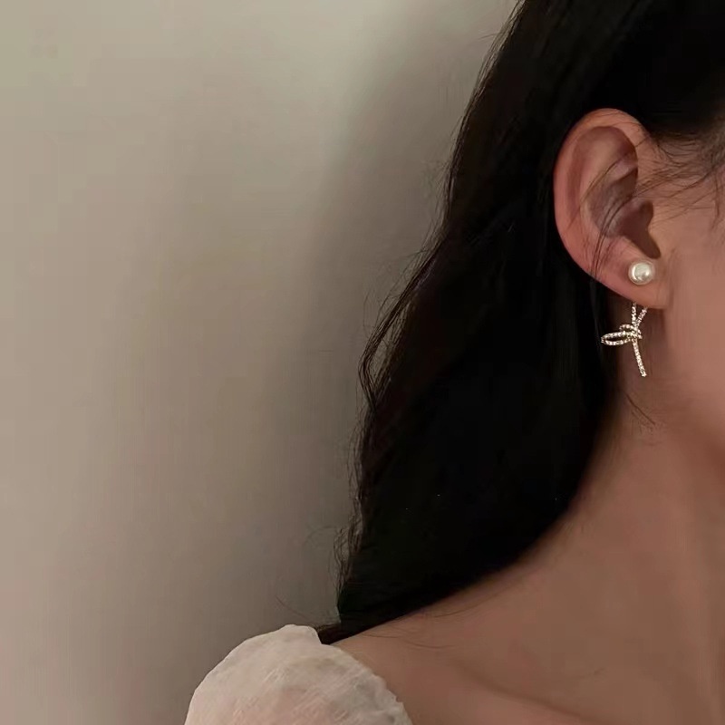 French Indah Diikat Zirkon Anting Mutiara Gaya Korea Cahaya Mewah Zirkon earrings