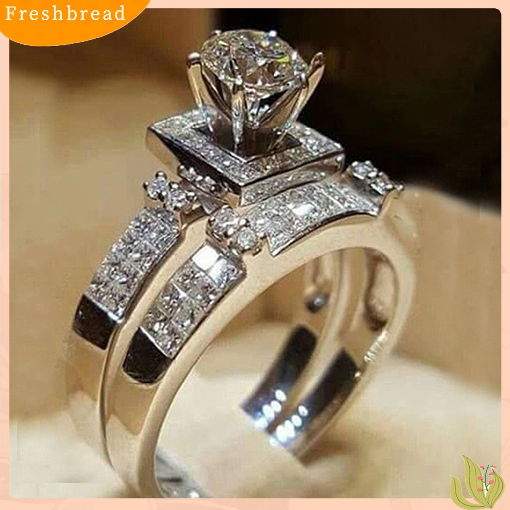 &lt; Freshbread &gt; 1pasang Cincin Couple Geometris Berlian Imitasi Perhiasan Cincin Kilau Terang Indah Untuk Pernikahan