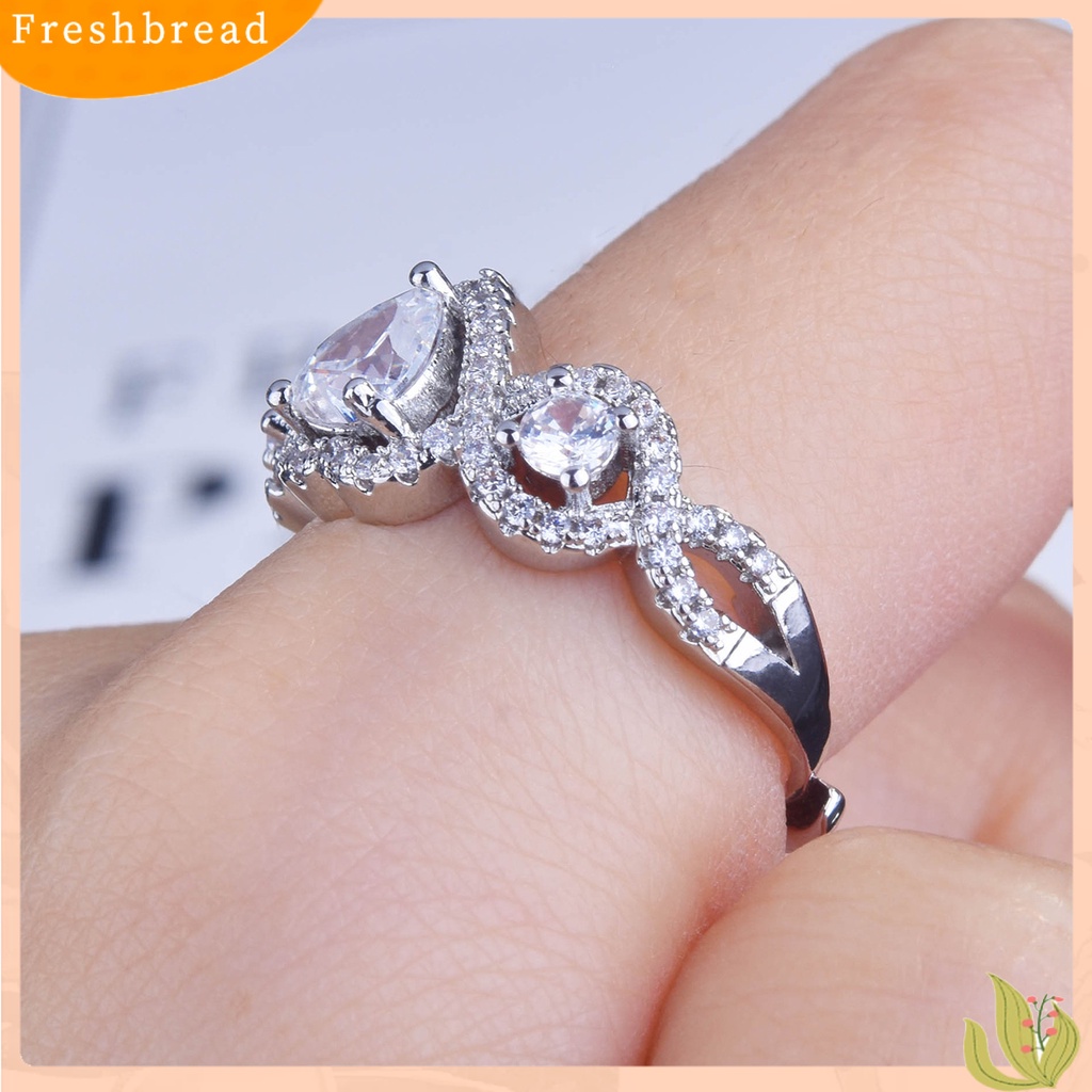 &lt; Freshbread &gt; Cincin Berlian Imitasi Hias Tidak Luntur Pertunangan Tembaga Hollow Opening Women Ring Untuk Ulang Tahun