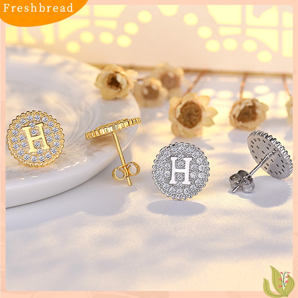 &lt; Freshbread &gt; 1pasang Ear Studs Round Cool Golden/Silver Color Mini Sparkling Rhinestone H Huruf Wanita Anting Perhiasan Fashion