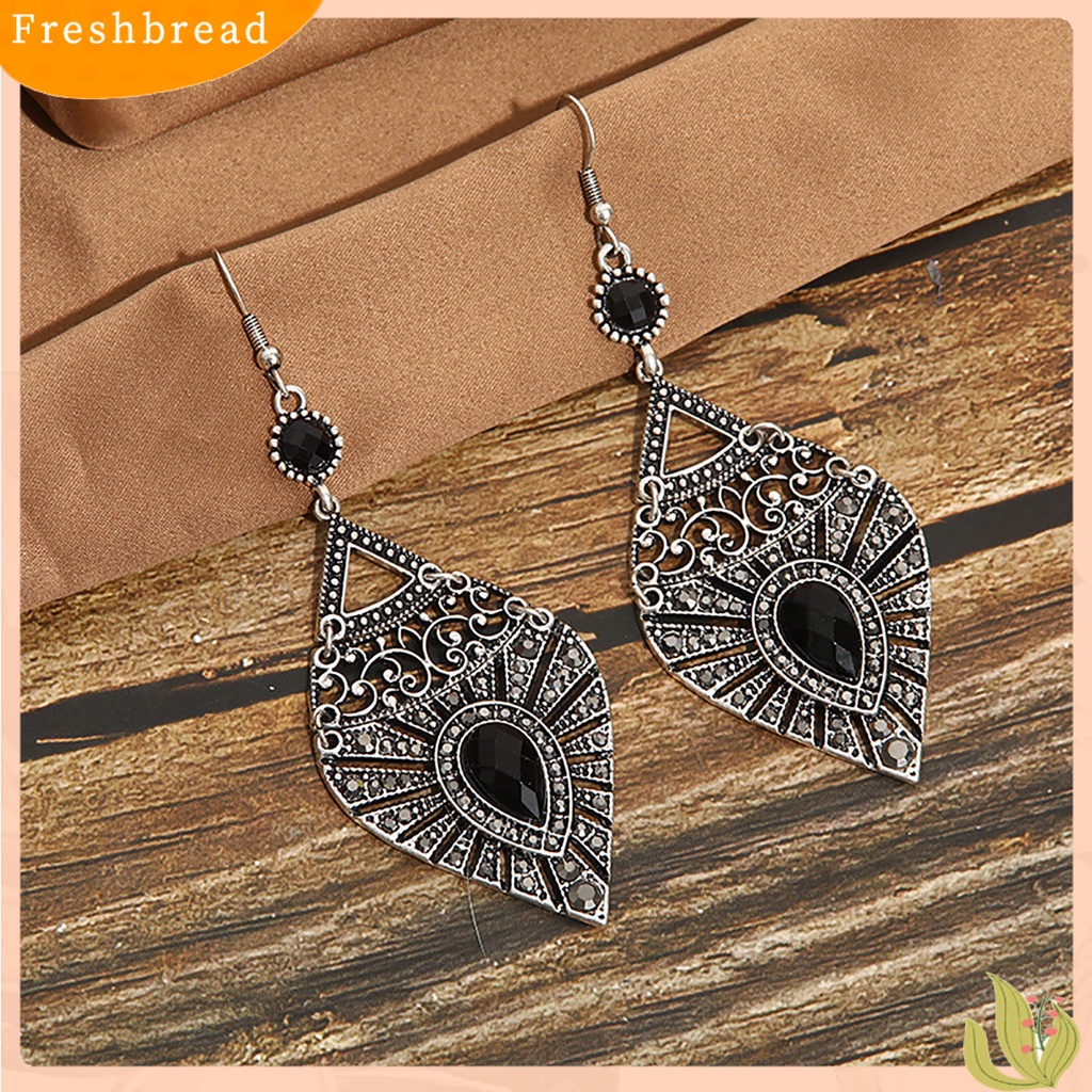 &lt; Freshbread &gt; 1pasang Drop Earrings Gaya Etnik Fashion Perhiasan Alloy Berlubang-out Tetesan Air Wanita Earrings Untuk Tanggal