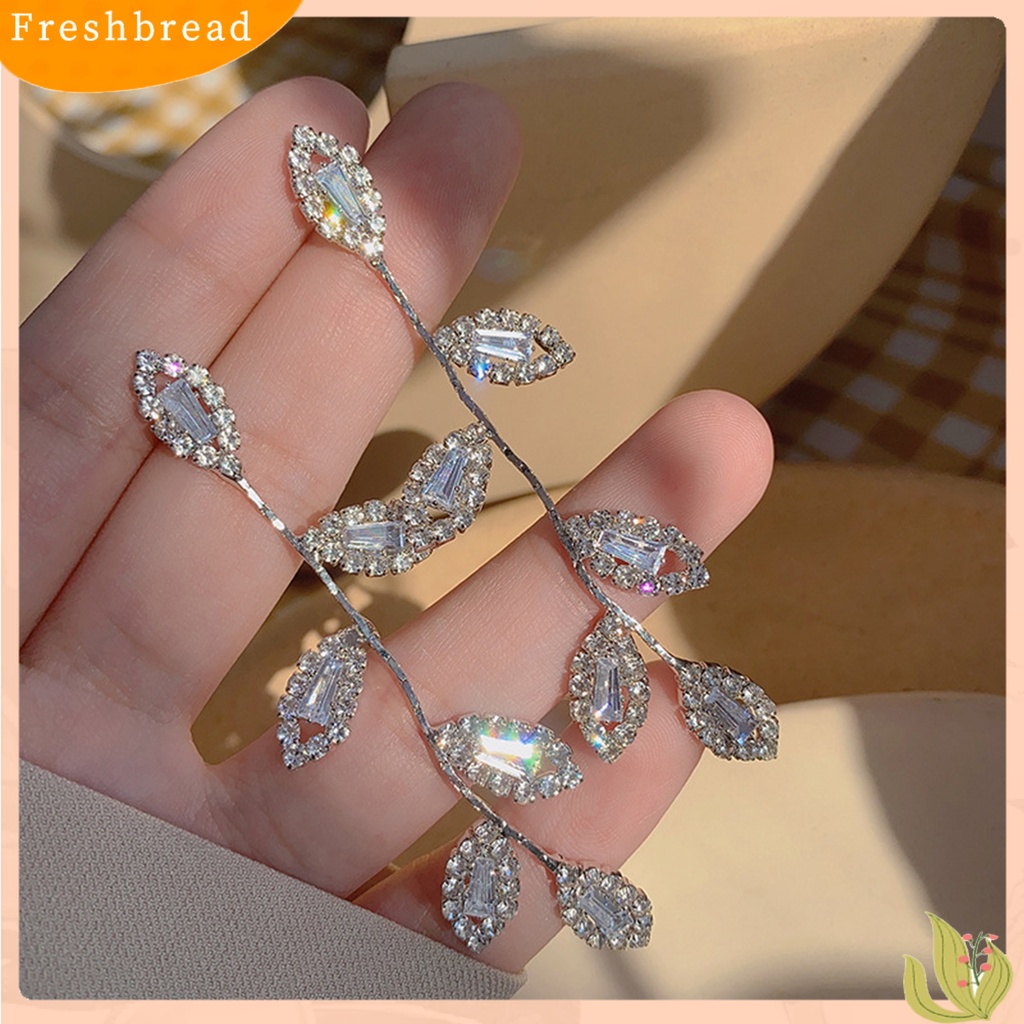&lt; Freshbread &gt; 1pasang Drop Earrings Retro Panjang Rumbai Liontin Alloy Berlian Imitasi Tertanam Anting Kait Modis Untuk Pesta